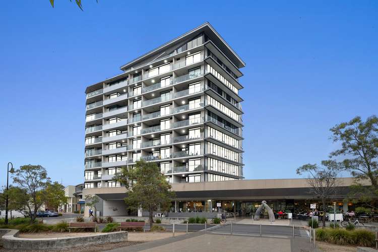 607/8 Breavington Way, Northcote VIC 3070