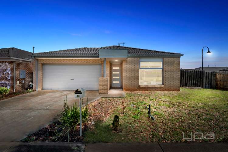 10 Horseman Drive, Melton South VIC 3338