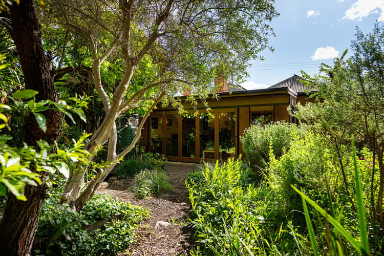 72 Kennedy Street, Castlemaine VIC 3450