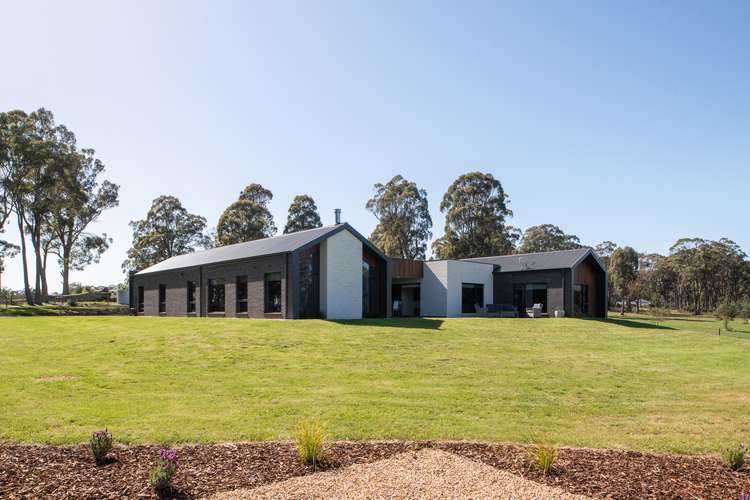 8 Charlies Lane, Carrick TAS 7291