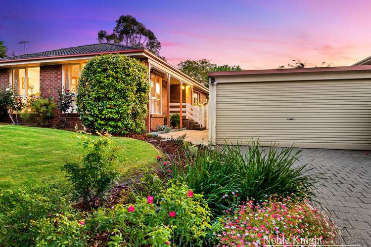 17 Tarwin Drive, Croydon Hills VIC 3136