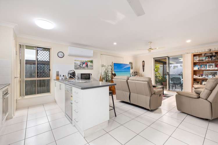 Second view of Homely semiDetached listing, 1&2/211 Pulgul Street, Urangan QLD 4655
