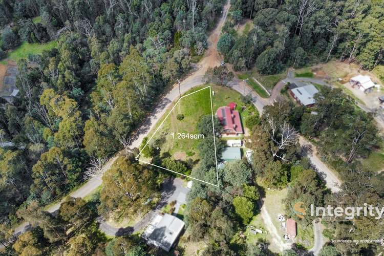 24 Silver Parrot Road, Flowerdale VIC 3717