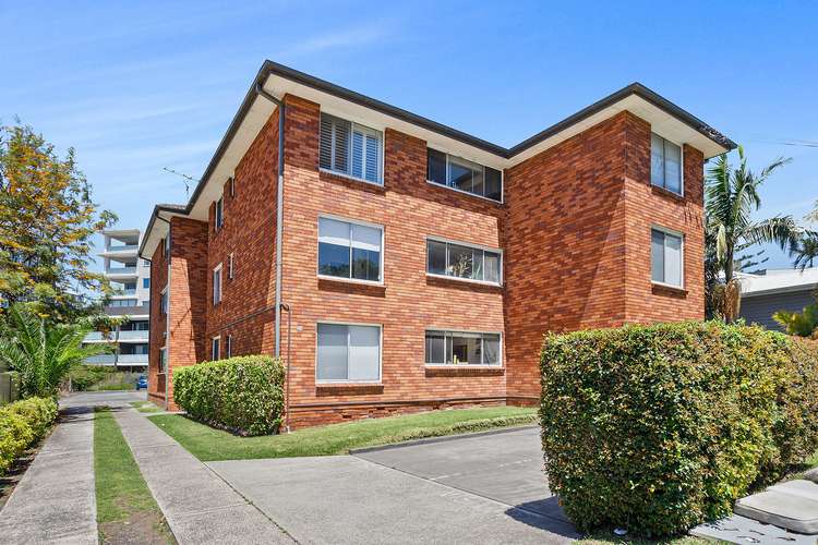 Main view of Homely unit listing, 1/15 Robinson Street, Wollongong NSW 2500