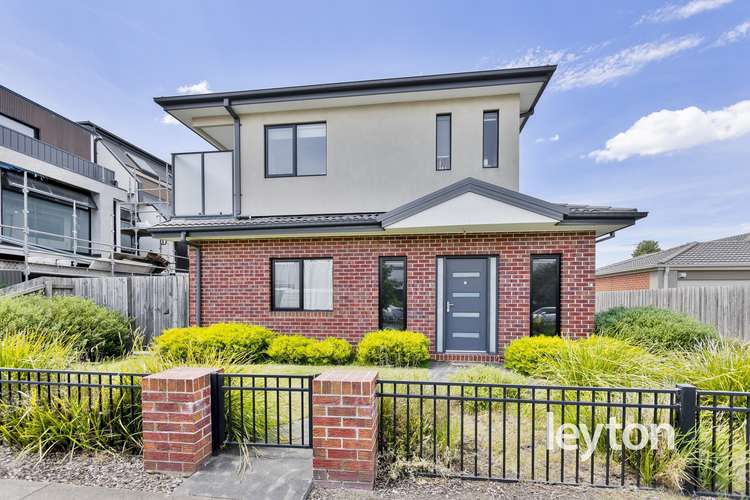 Main view of Homely townhouse listing, 1/5 Parsons Avenue, Springvale VIC 3171
