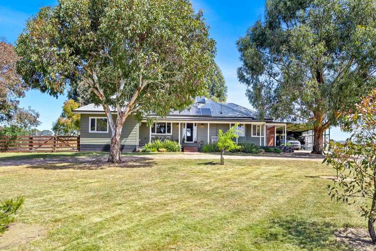 30 Holton Road, Creswick VIC 3363