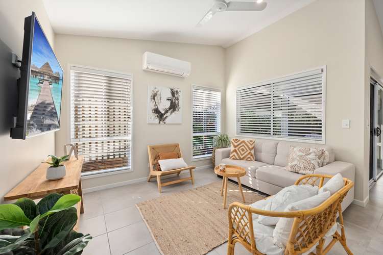 Main view of Homely retirement listing, 124/2-20 Island View Drive, Urangan QLD 4655