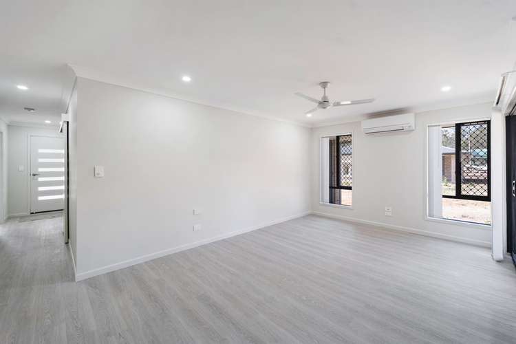 Fifth view of Homely semiDetached listing, 2/10 Rosewood Drive, Clarenza NSW 2460