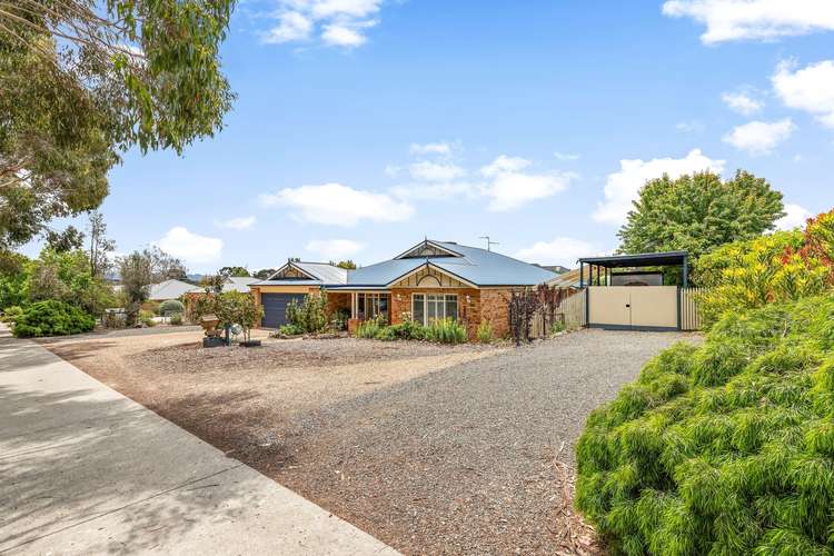 3 Domain Mews