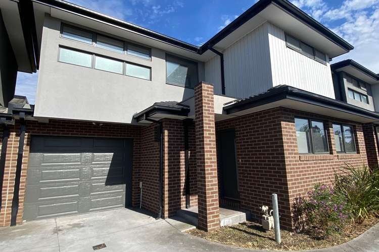 Main view of Homely townhouse listing, 2/87 Helen Street, St Albans VIC 3021