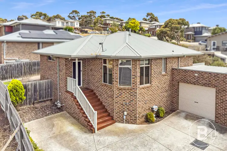 3/9 Ross Street