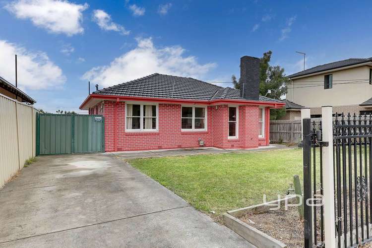 Main view of Homely house listing, 15 Avalon Avenue, Broadmeadows VIC 3047
