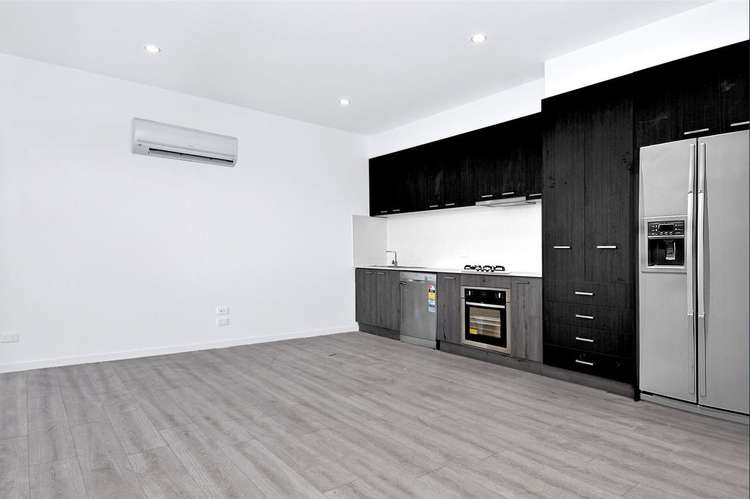 Second view of Homely townhouse listing, 2/126 Power Street, St Albans VIC 3021