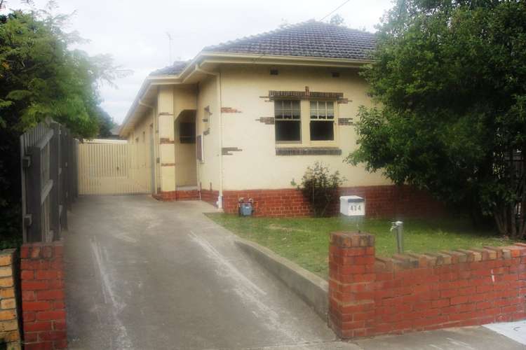 Main view of Homely semiDetached listing, 414 Tooronga Road, Hawthorn East VIC 3123