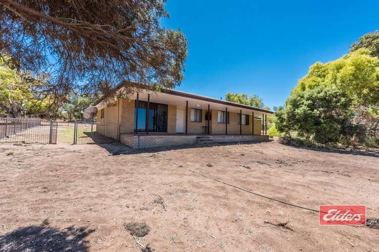 32 Old Cemetery Road, Greenough WA 6532