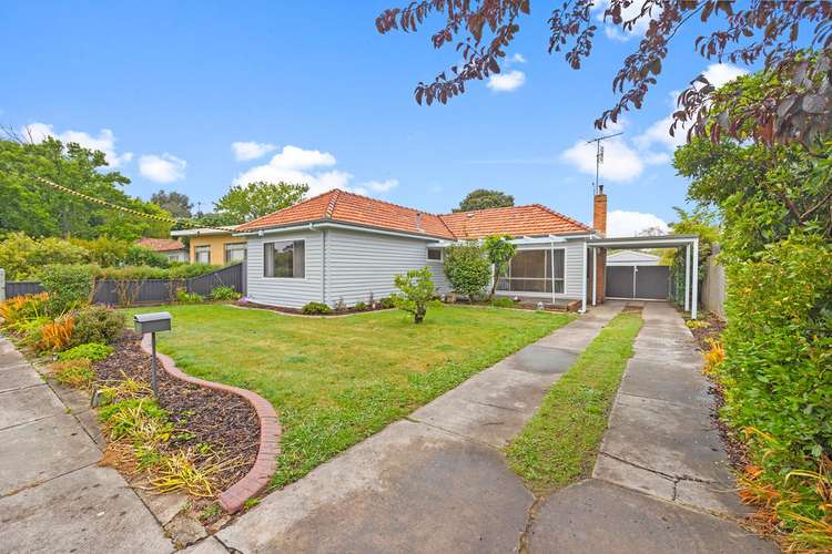 15 Lawrence Street, Alfredton VIC 3350