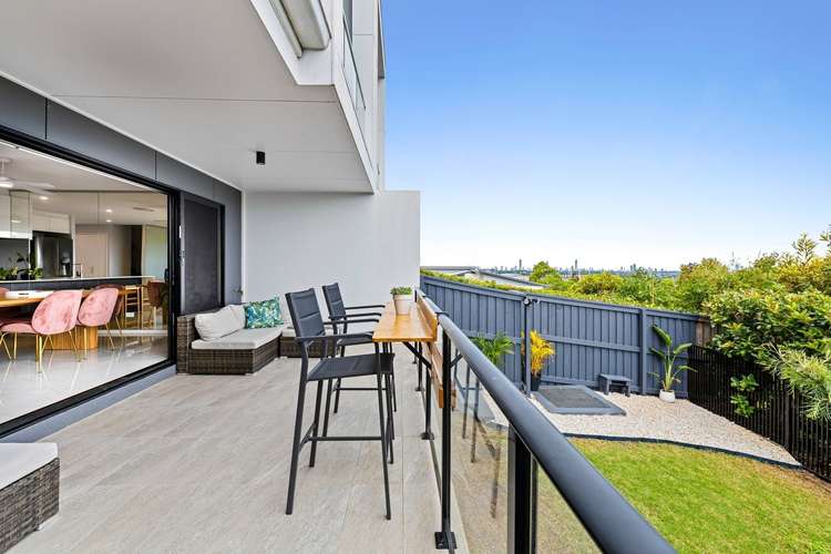 2/34 John Francis Drive, Carrara QLD 4211