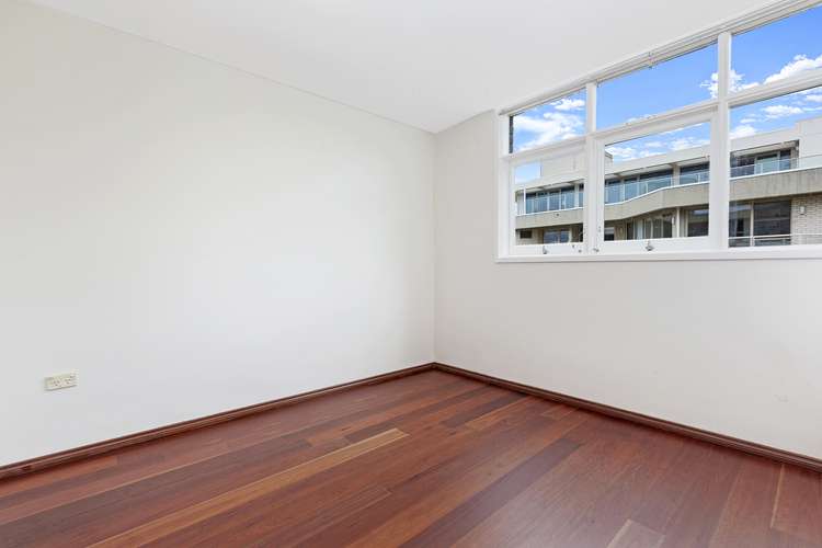 Fourth view of Homely apartment listing, 57/51 Roslyn Gardens, Elizabeth Bay NSW 2011