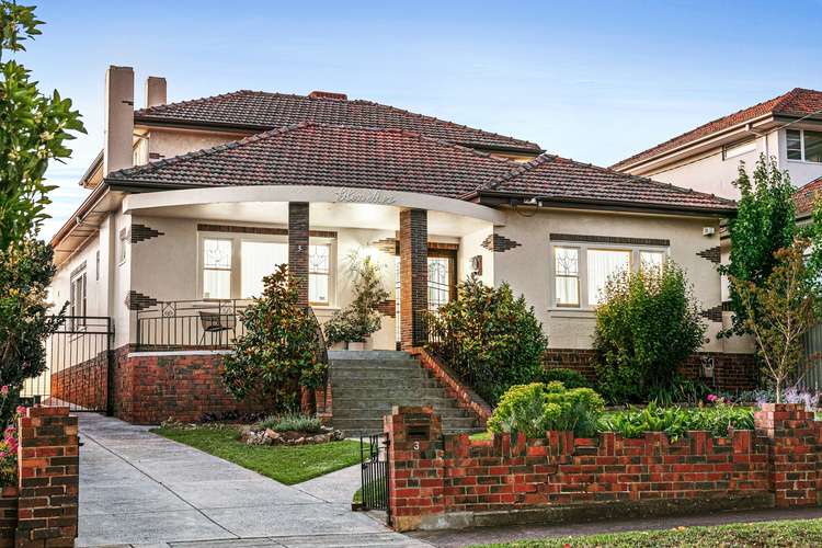 Main view of Homely house listing, 3 Hillsyde Parade, Strathmore VIC 3041