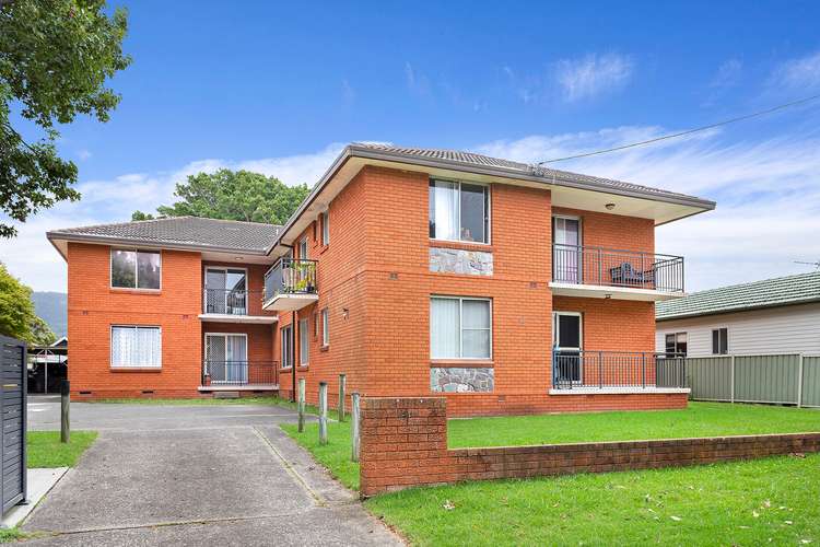 Main view of Homely unit listing, 2/18 Byron Street, Bellambi NSW 2518
