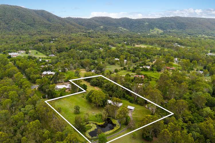15 Richards Road, Camp Mountain QLD 4520