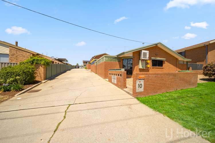Main view of Homely townhouse listing, 6/16 Hakea Street, Karabar NSW 2620
