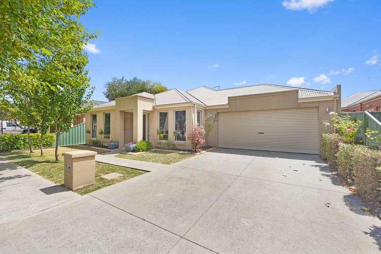 Main view of Homely house listing, 76 Lake Gardens Avenue, Lake Gardens VIC 3355