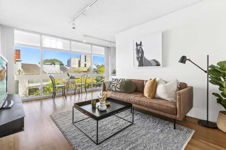 Main view of Homely apartment listing, 10/41-49 Roslyn Gardens, Elizabeth Bay NSW 2011