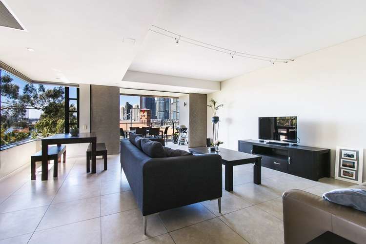 Main view of Homely unit listing, 404/22 Point Street, Pyrmont NSW 2009
