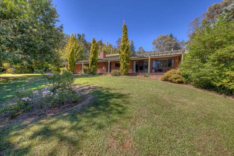 13 Iarias Lane, Bright VIC 3741