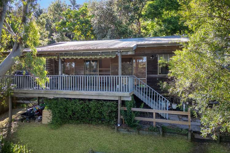 25 Noorong Avenue, Forresters Beach NSW 2260