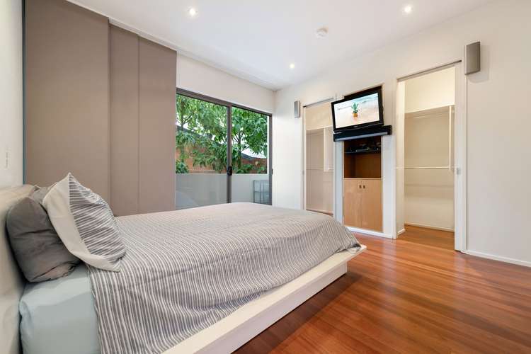 Sixth view of Homely apartment listing, 2/35 Wyandra Street, Teneriffe QLD 4005