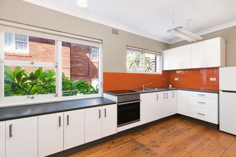 Main view of Homely unit listing, 2/5 Wilbar Avenue, Cronulla NSW 2230