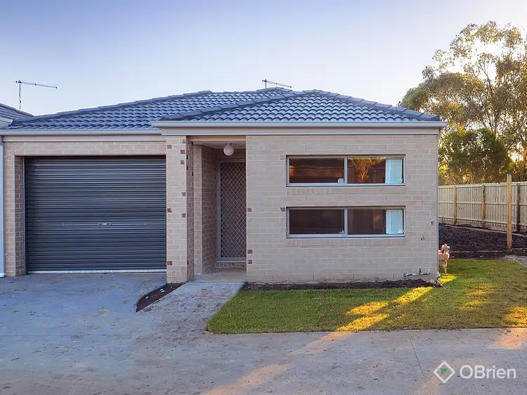 11/34 Sir Thomas Drive