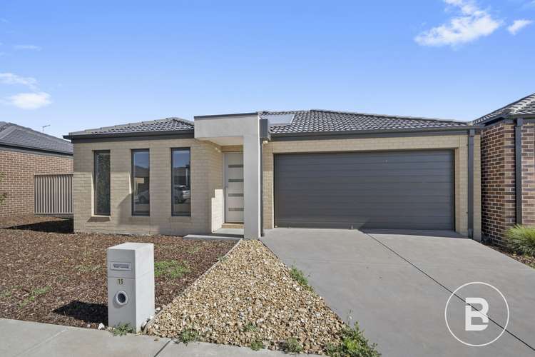 15 Masters Drive, Winter Valley VIC 3358