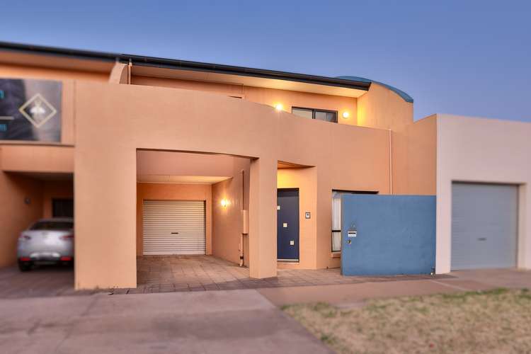 Main view of Homely townhouse listing, 156 Ninth Street, Mildura VIC 3500