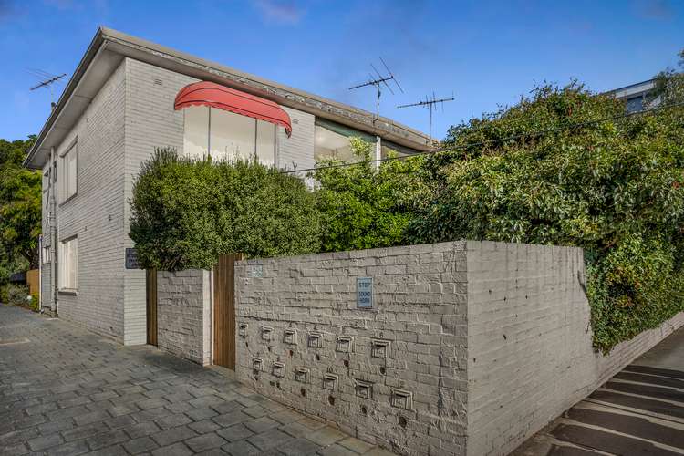 Main view of Homely apartment listing, 3/76 Orrong Road, Elsternwick VIC 3185