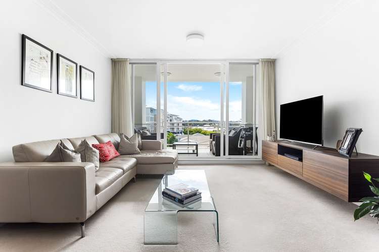 405/2 Rosewater Circuit, Breakfast Point NSW 2137