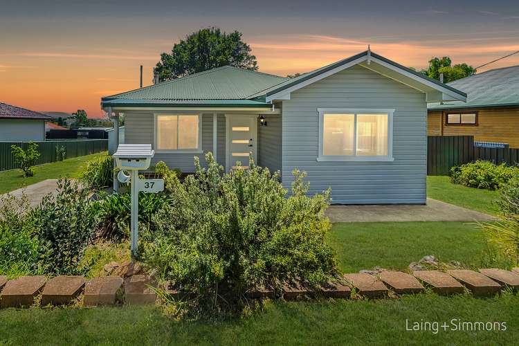 Main view of Homely house listing, 37 Hargrave Street, Armidale NSW 2350