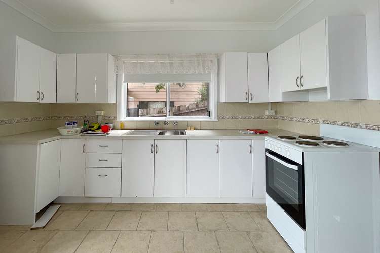 Main view of Homely unit listing, 2/75 Hassan Street, Lake Heights NSW 2502