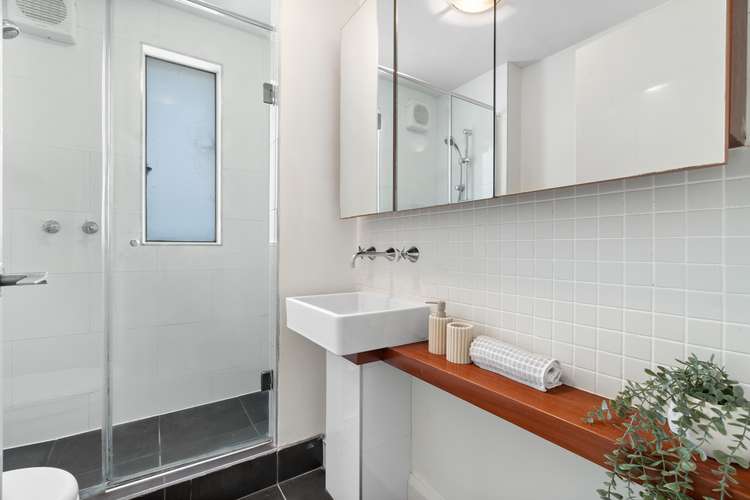 Fourth view of Homely apartment listing, 6/19 Tiuna Grove, Elwood VIC 3184