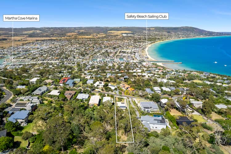 63 Ellerina Road, Mount Martha VIC 3934