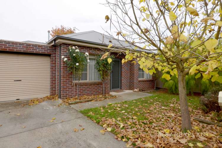 24 Rutherford Place, Alfredton VIC 3350