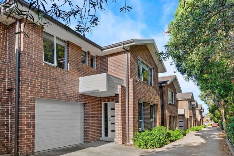 Main view of Homely townhouse listing, 4/332 Peats Ferry Road, Hornsby NSW 2077
