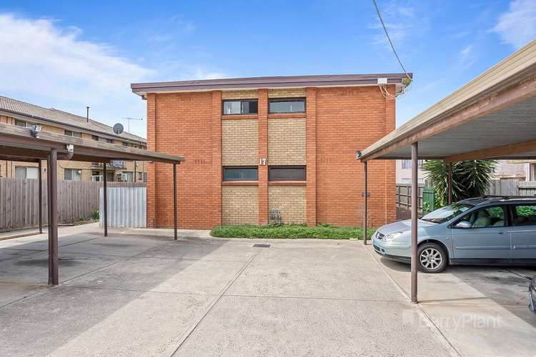 Main view of Homely unit listing, 4/17 St Albans Road, St Albans VIC 3021