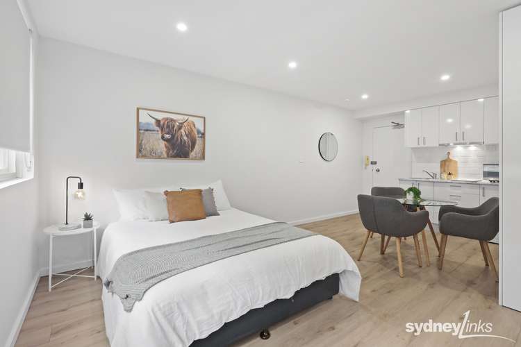 Main view of Homely studio listing, 310/5 Ward Avenue, Potts Point NSW 2011
