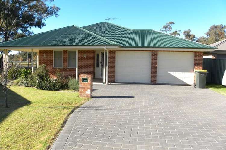 5 Mayoh Place, Young NSW 2594