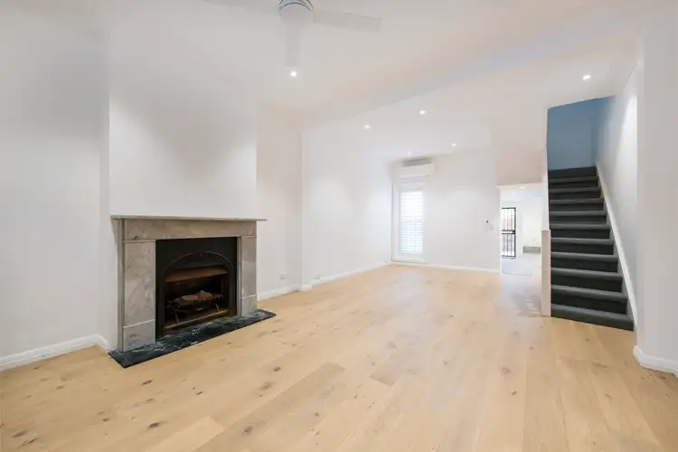 45 Dowling Street