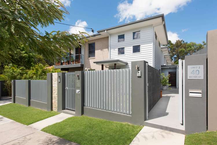 Main view of Homely townhouse listing, 2/40 Brown Street, Camp Hill QLD 4152