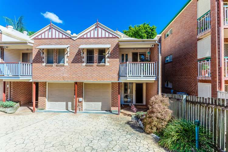 Main view of Homely townhouse listing, 5/32 Wooloowin Avenue, Wooloowin QLD 4030
